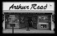 Arthur Read Jeweller 955818 Image 1