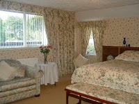 Old Stables Bed and Breakfast   adjacent courtyard self catering holiday homes 949790 Image 1