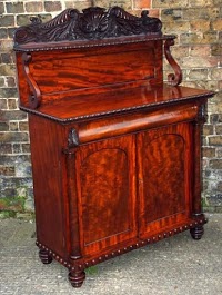 Charnwood Antiques 952921 Image 1