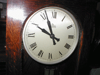 Clock Trust 951296 Image 4