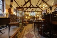Jubilee Hall Antiques Centre 948739 Image 1